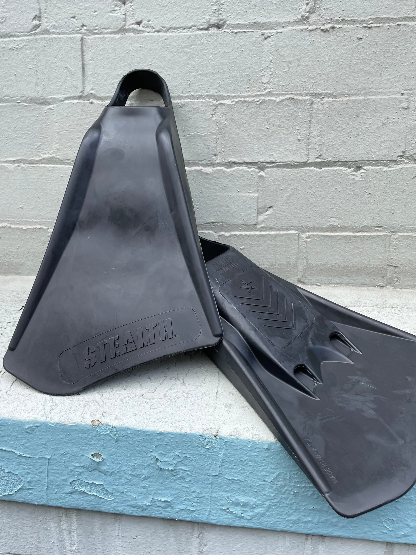 Stealth S4 - Black